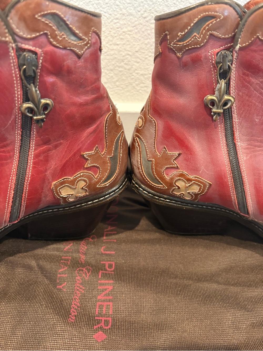 Donald J Pliner Western Couture Red Brown Leather Fleur de Lis Boots 11M - Picture 4 of 6